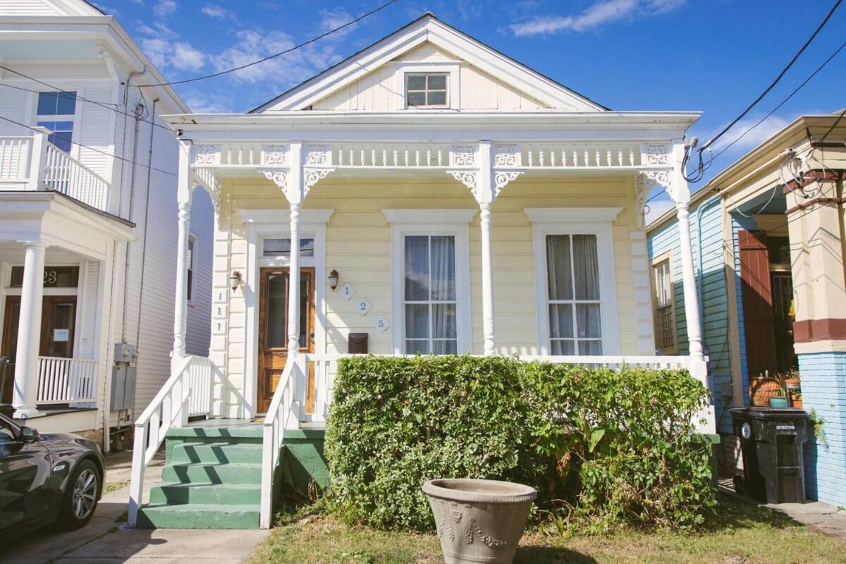 Miss Ruby's Mid-city Apartment *
